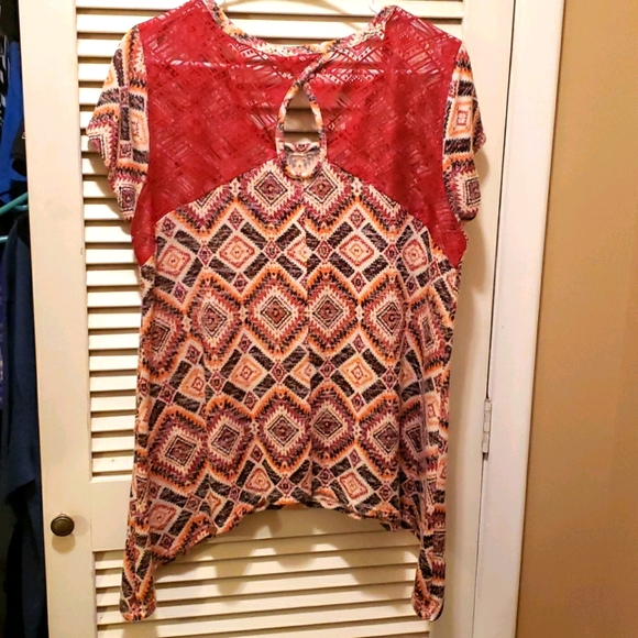 Aztec Print Knit Top - Picture 2 of 3